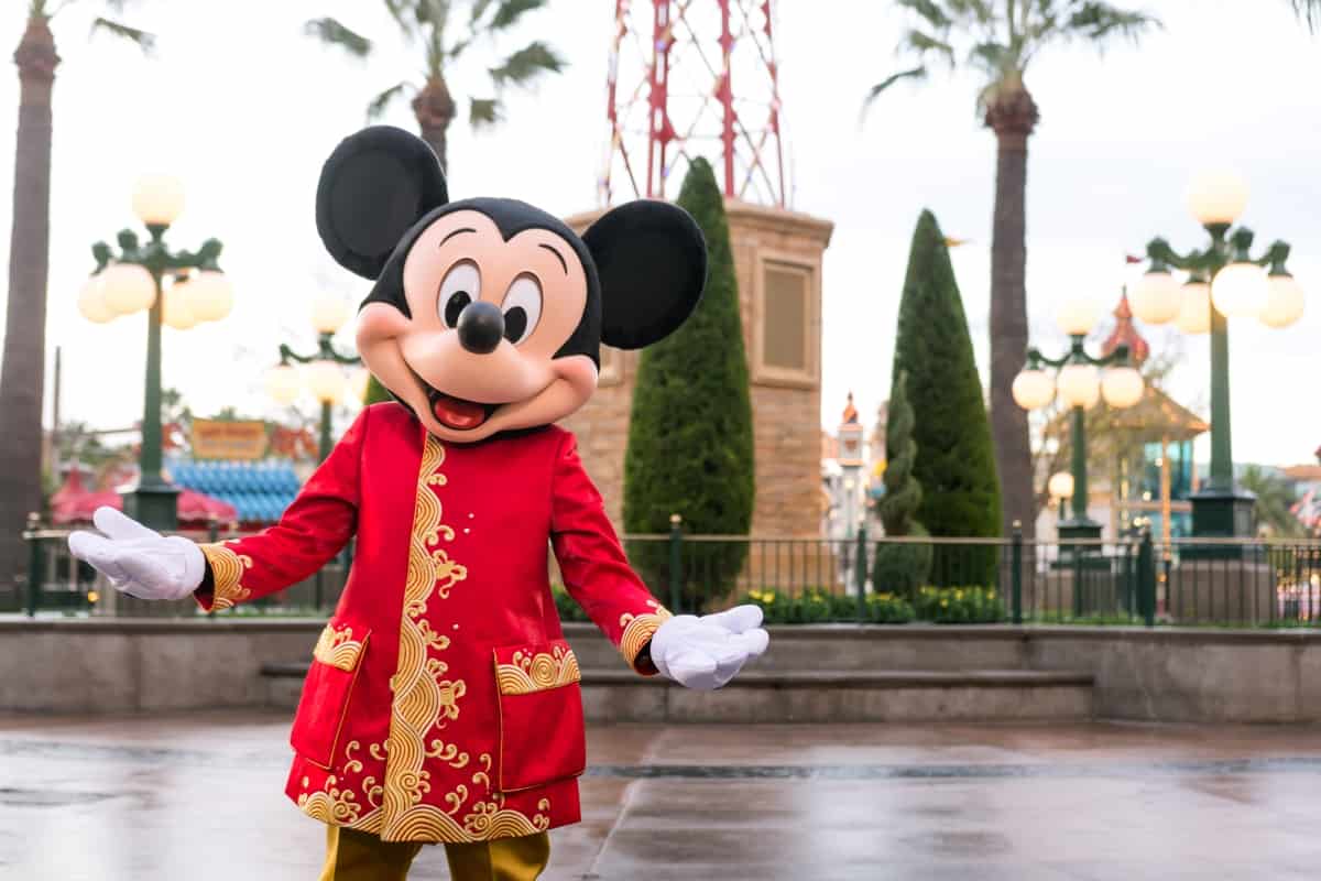 10 Ways to Celebrate Lunar New Year 2022 at Disneyland Resort ...