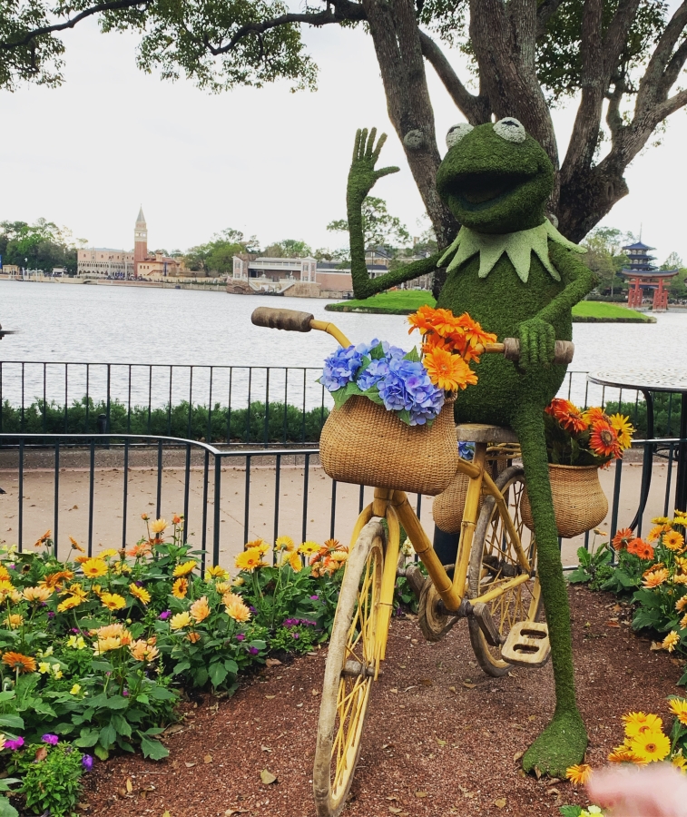 flower-and-garden-topiaries